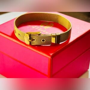 house of harlow 1960 gold tone adjustable mesh buckle bracelet